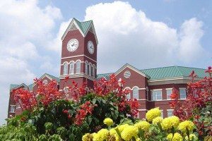 cumming_georgia_downtown_city_hall1 (300 x 200)